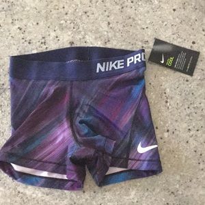 RARE NIKE PRO size xs shorts